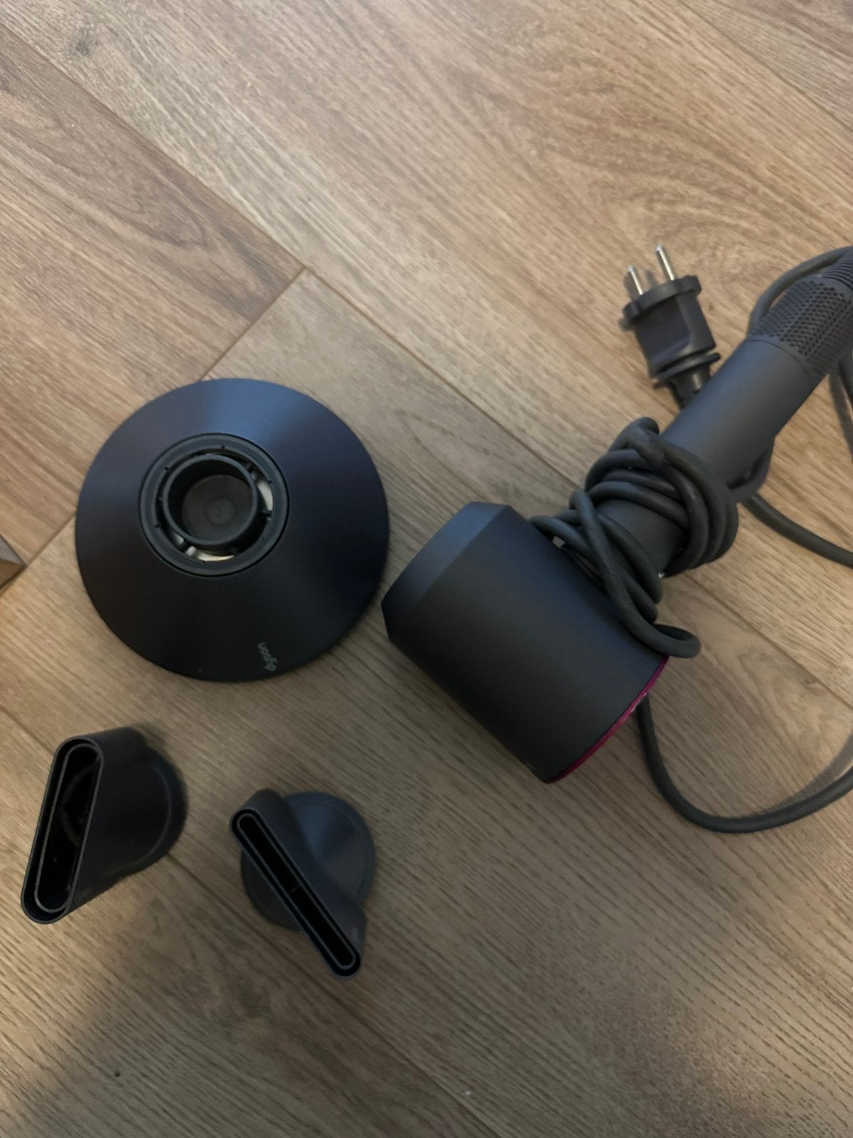 Dyson supersonic föhn, Ophalen of Verzenden, Zo goed als nieuw, Föhn of Haardroger