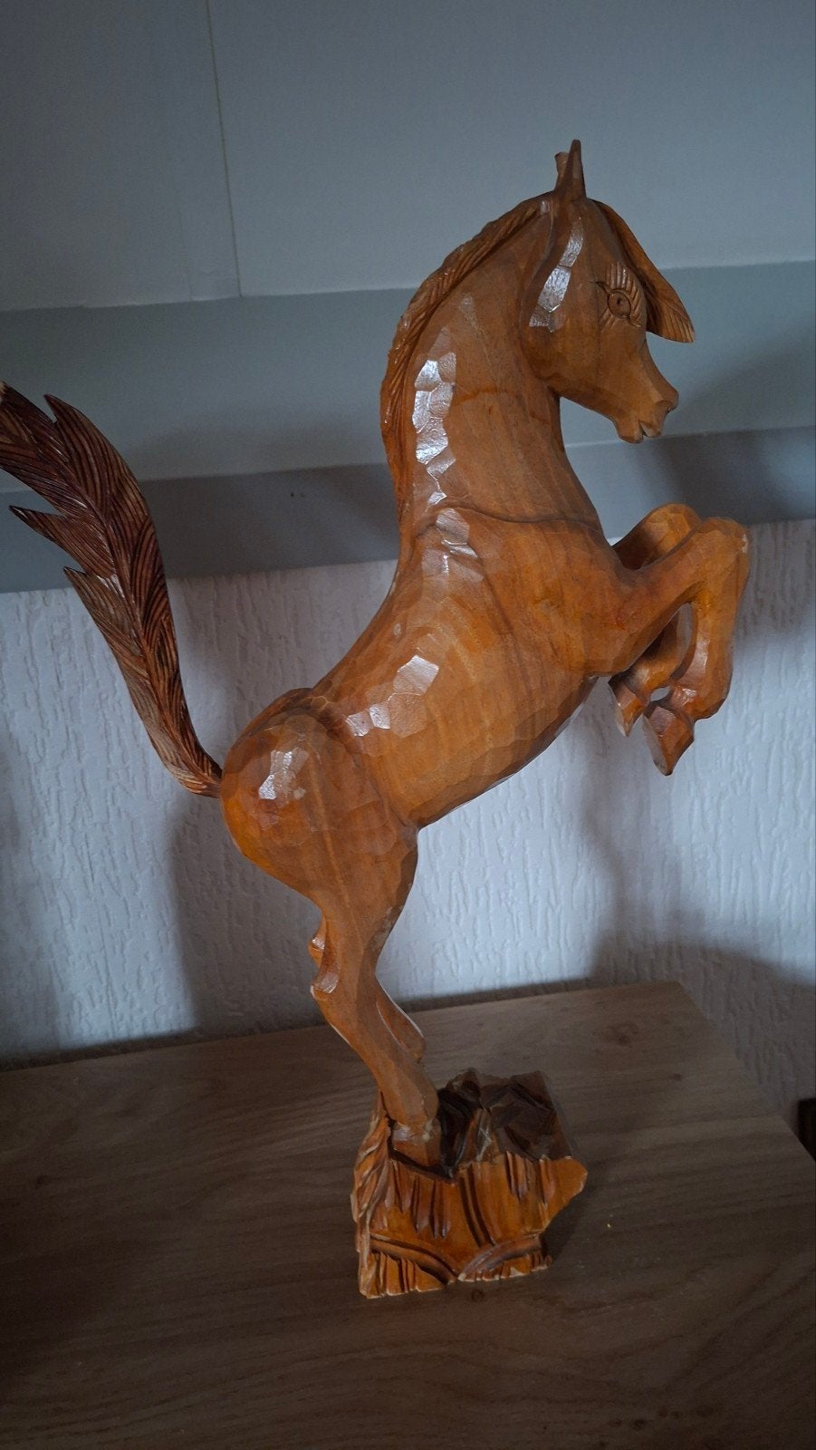 Uniek handgesneden houten paard - Steigerend, Antiek en Kunst, Kunst | Beelden en Houtsnijwerken, Ophalen