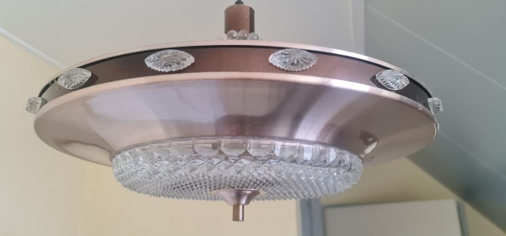 vintage UFO-hanglamp of plafondlamp uit de jaren 60 of 70., Huis en Inrichting, Lampen | Plafondlampen, Ophalen, Zo goed als nieuw