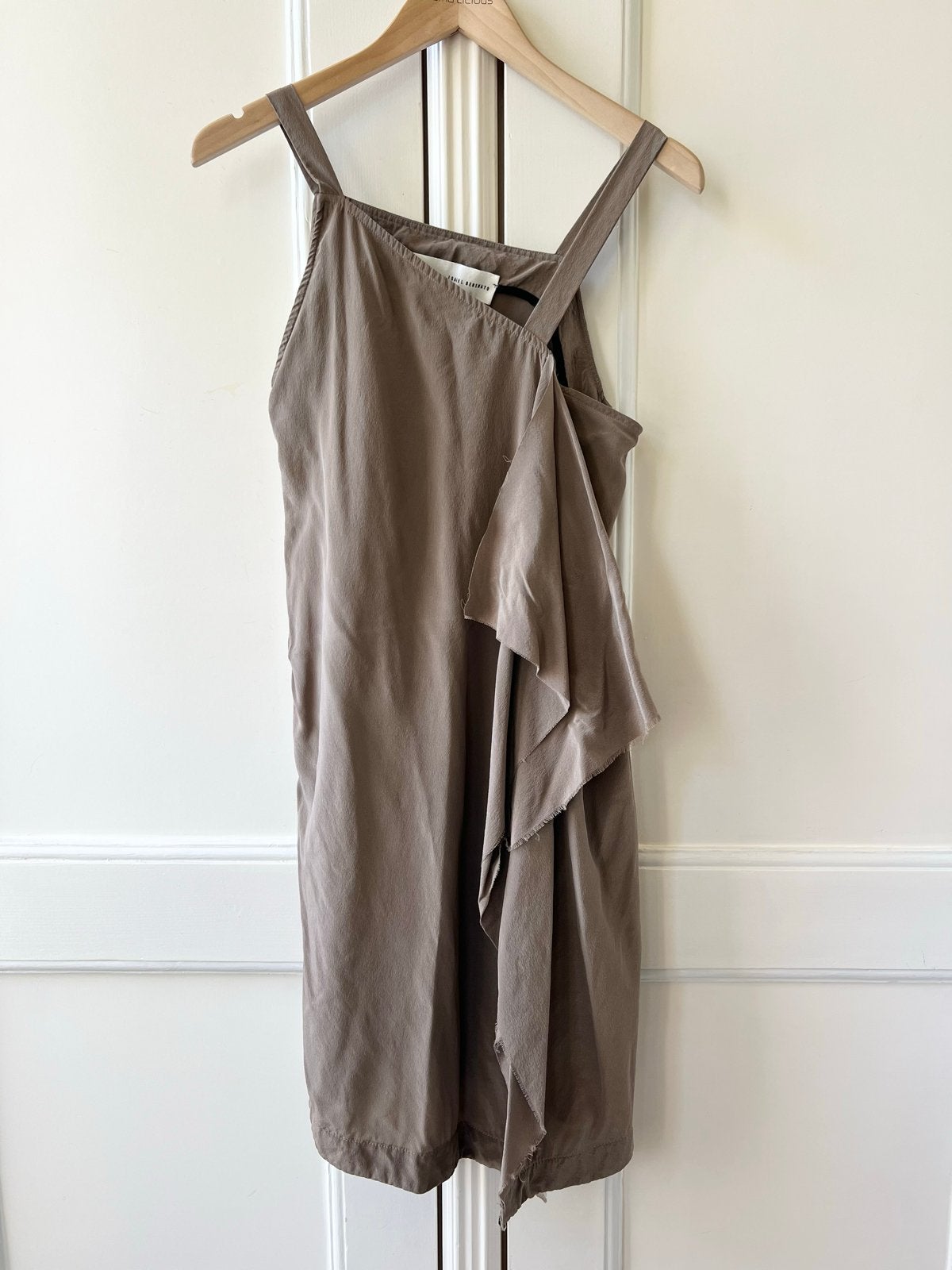 Isabel Benenato zijden jurk taupe, maat I42/NL36, Kleding | Dames, Jurken, P, Bruin, P, P