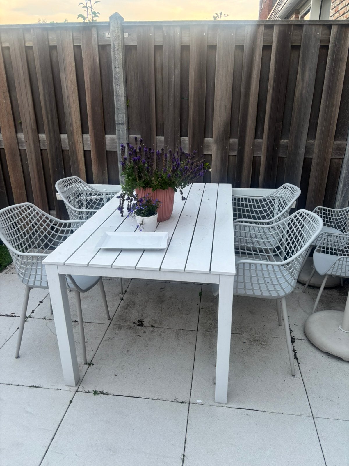 Tuinstoel kwantum lichtgrijs 4x groot en 2x kind, Tuin en Terras, Tuinstoelen, Ophalen, Zo goed als nieuw, Kunststof