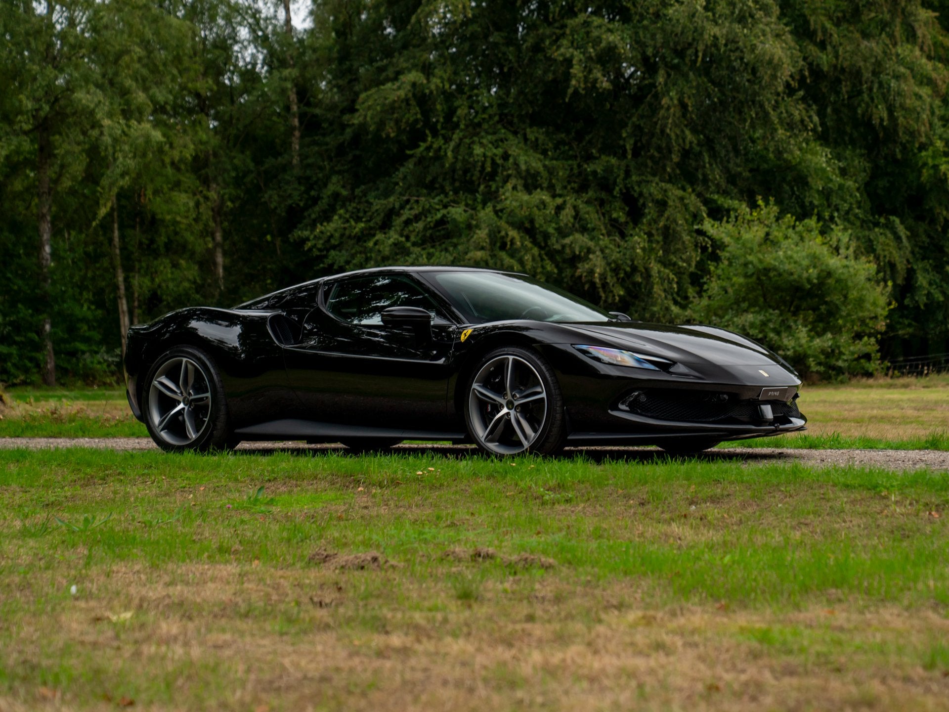 Ferrari 296 GTB 3.0 V6 | Lift | Cioccolato Racing Seats, Dealer onderhouden, Achterwielaandrijving, Gebruikt, 663 pk