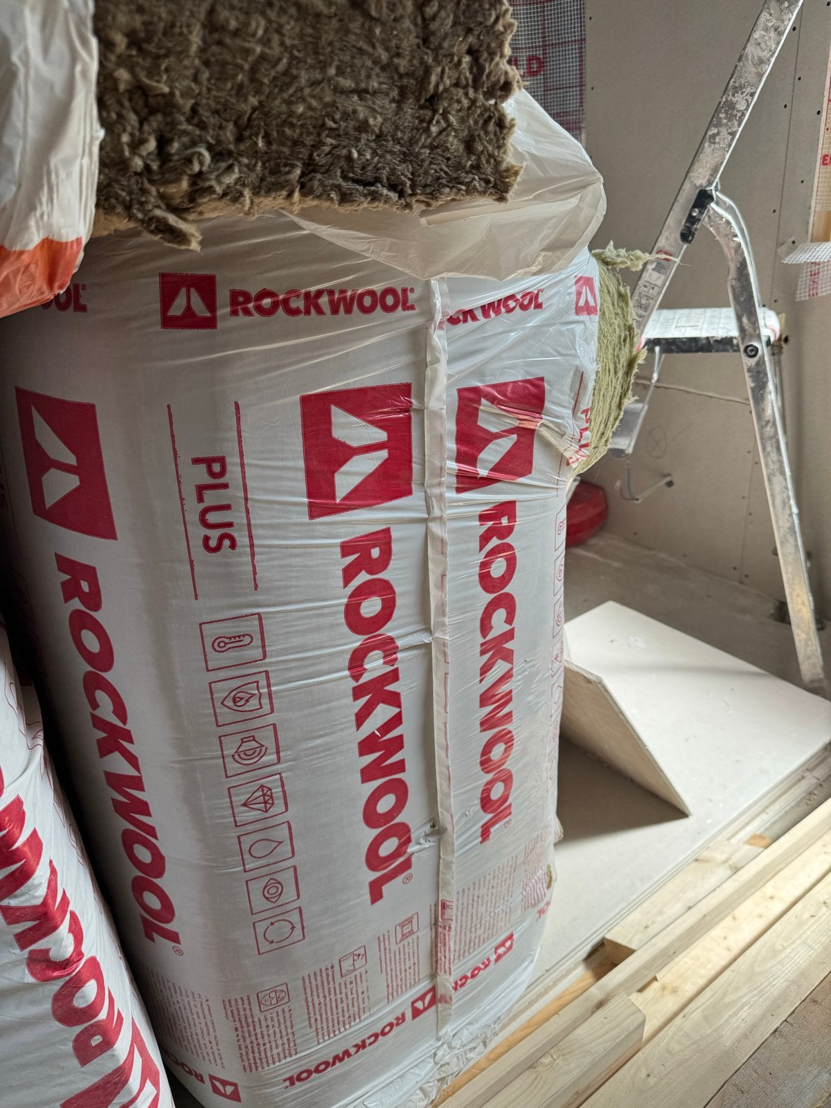 Rockwool Plus Steenwol platen 1000x610x100mm, Doe-het-zelf en Verbouw, Isolatie en Afdichting, Ophalen, Nieuw, Steenwol, Minder dan 5 m²