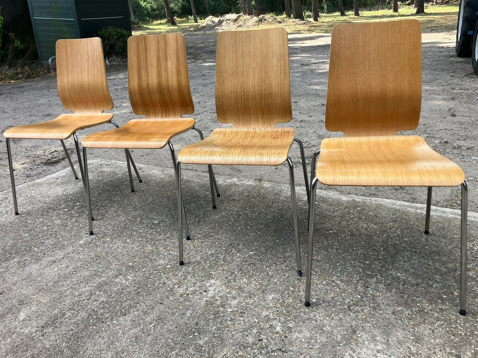 Design/retro stoelen, Huis en Inrichting, Ophalen, Zo goed als nieuw, Leer, Twee