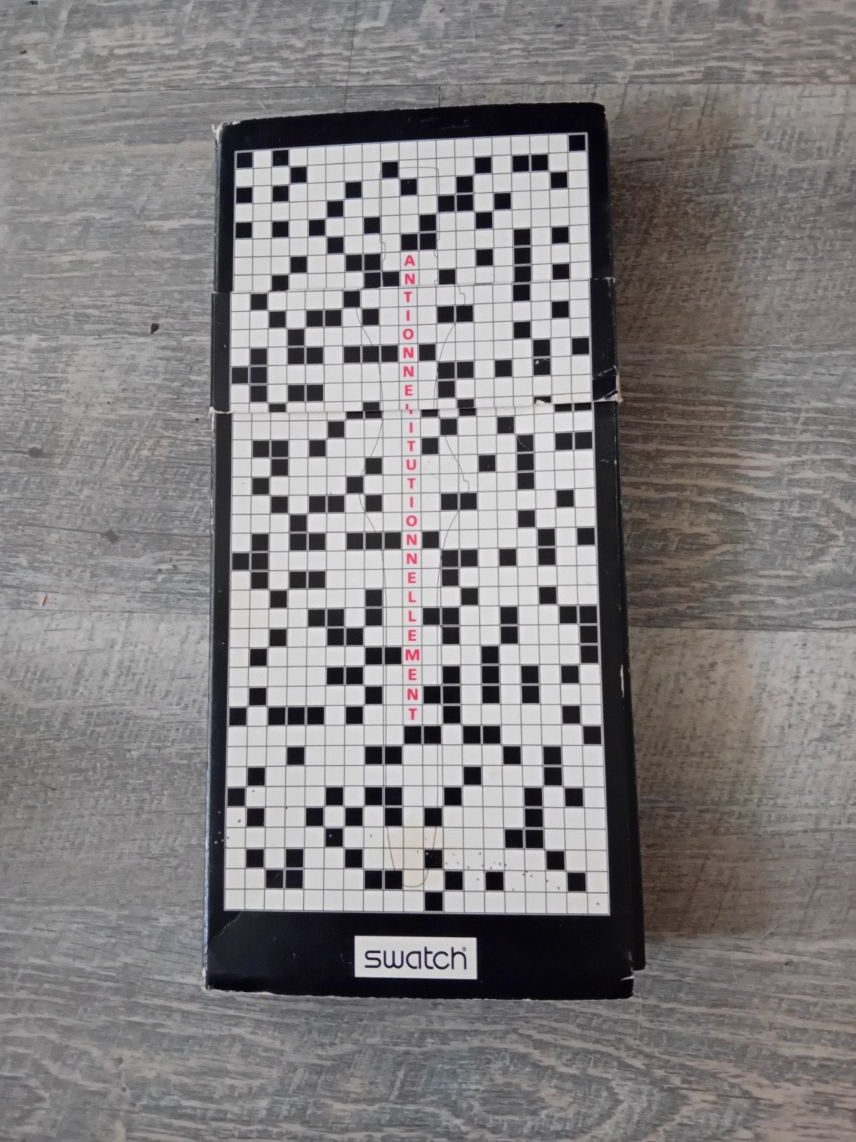 Zeldzaam Swatch horloge - Anticonstitutionnellement, Verzamelen, Ophalen of Verzenden, Zo goed als nieuw