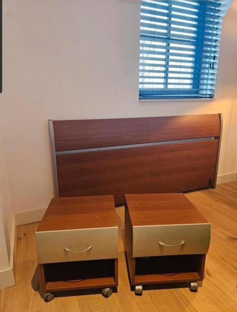 Vroomshoop Massief Houten hoofdbord + 2 Nachtkastjes, Ophalen, Zo goed als nieuw, 65 cm of meer