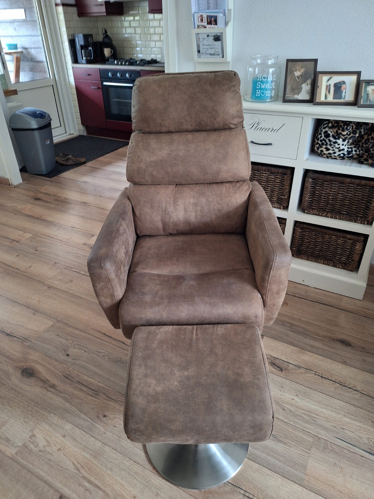 luxe draai fauteuil met voetenbankje, Overige materialen, Minder dan 75 cm, Ophalen of Verzenden, Zo goed als nieuw
