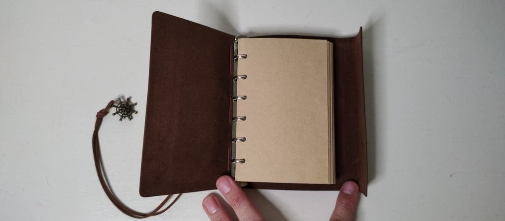 Agenda organizer bruin leder model junior 80 x 125 mm (K705), Diversen, Agenda's, Onbekend, Nieuw, Ophalen of Verzenden, Onbekend