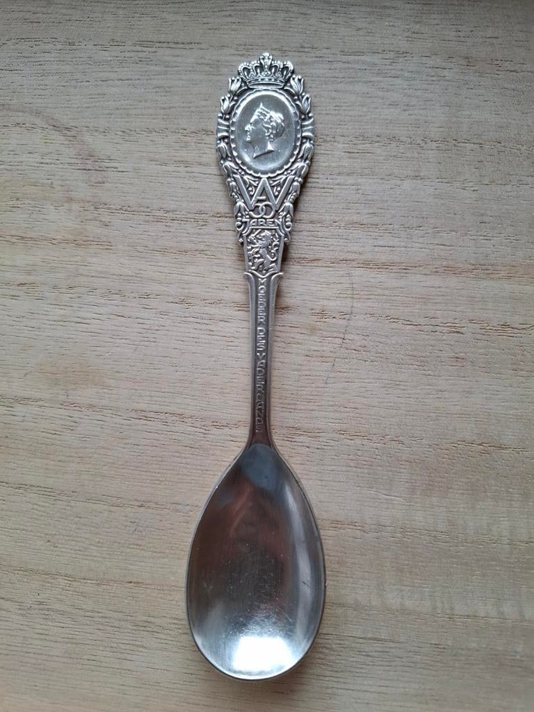 Zilveren herdenkingslepel Koningin Wilhelmina 1898-1948, Ophalen of Verzenden, Zilver