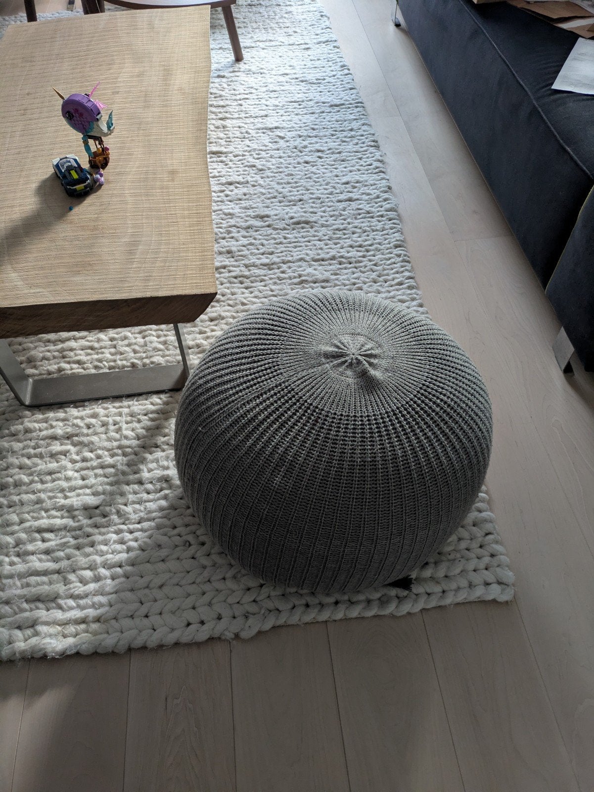 IKEA SANDERED Poef - Grijs, zo goed als nieuw, Ophalen, Zo goed als nieuw, Stof, 50 tot 75 cm