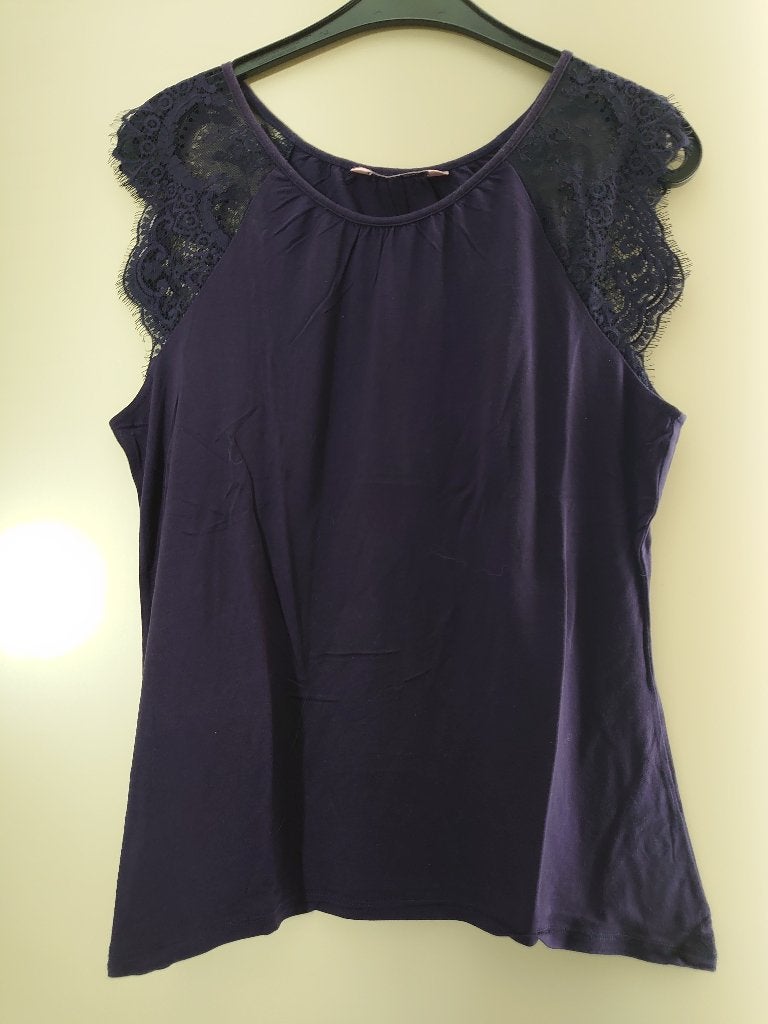 top shirt Hunkemöller maat M, Maat 38/40 (M), Zonder mouw, Hunkemöller, Gedragen