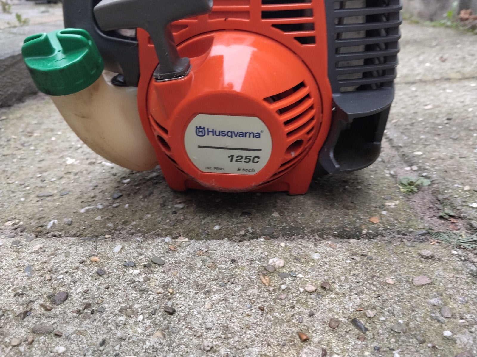 Husqvarna 125C Benzine Grastrimmer /bosmaaier ,Zo goed als n, Ophalen, Benzine, Zo goed als nieuw, 30 tot 50 cm
