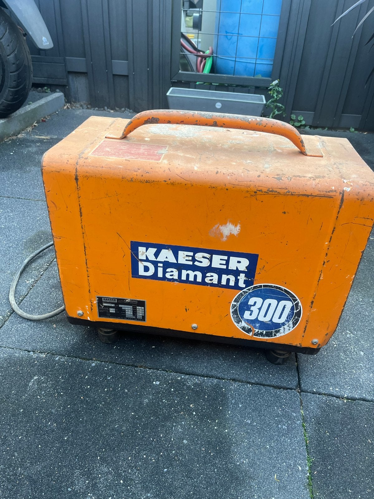 Kaeser Diamant 300 Compressor - Professioneel & Werkend, Ophalen, Gebruikt, 10 bar of meer, 200 tot 400 liter/min