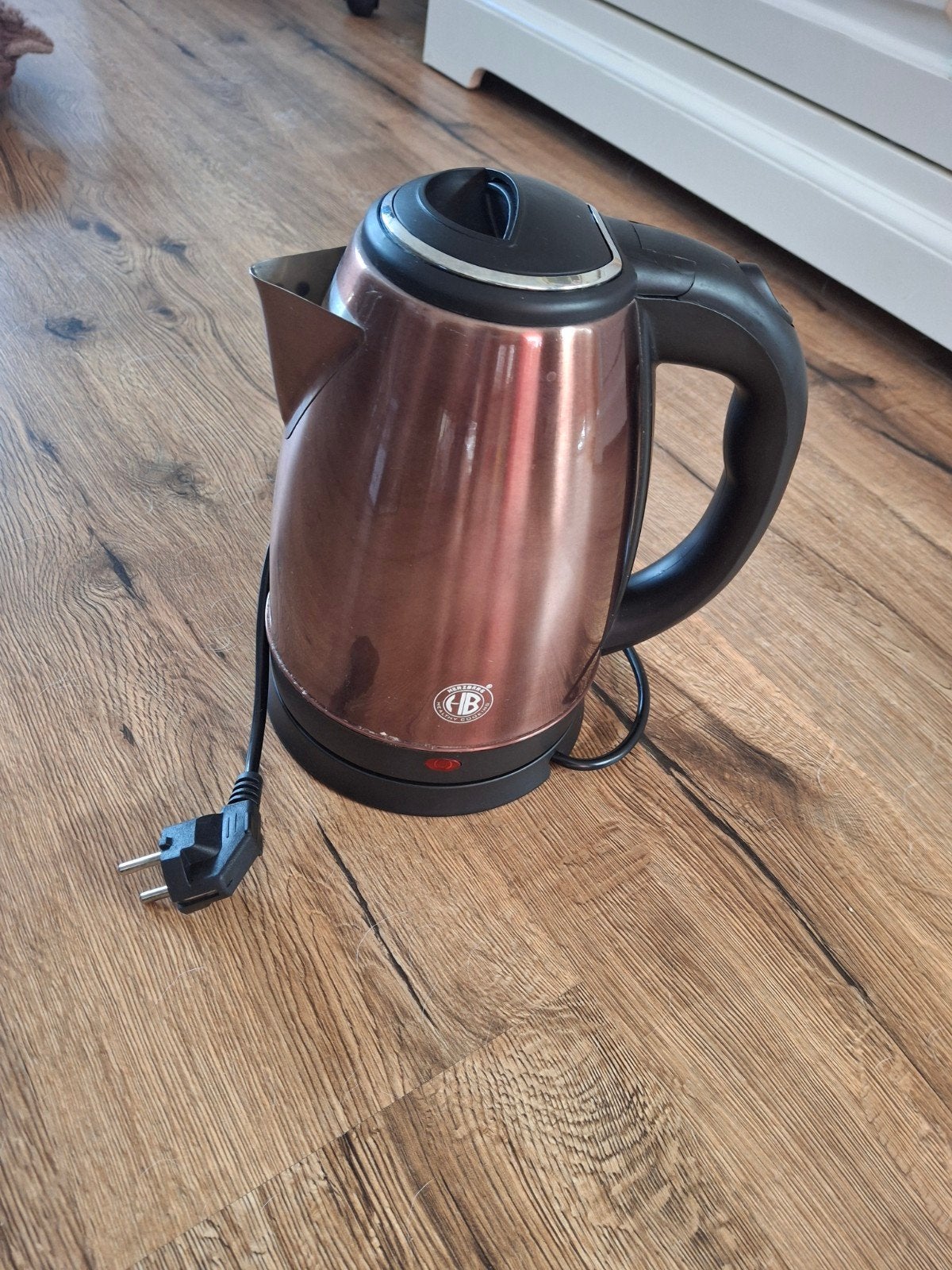 Koperkleurige waterkoker - Gebruikt, 1 tot 2 liter, Ophalen of Verzenden, Gebruikt, Rvs