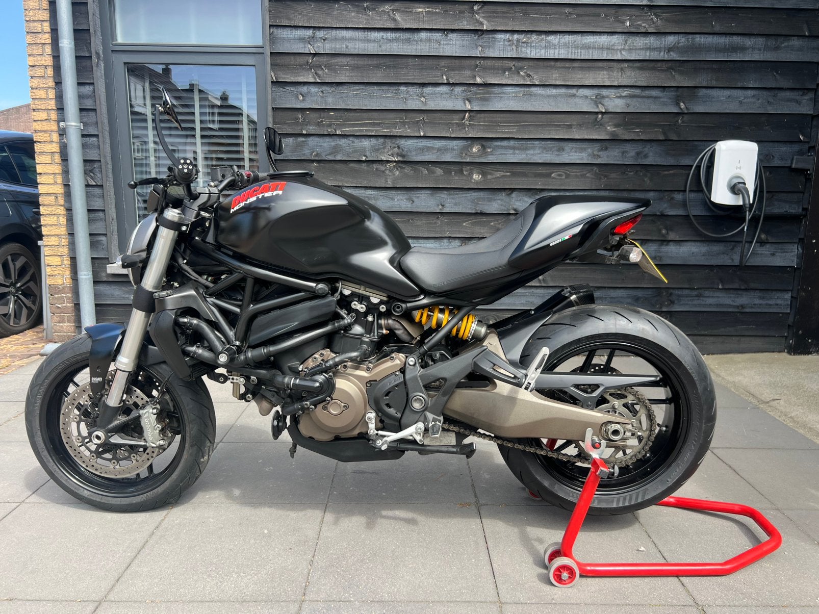 Ducati monster 821, Motoren, 2 cilinders, Occasion, Motorrijbewijs A, Particulier