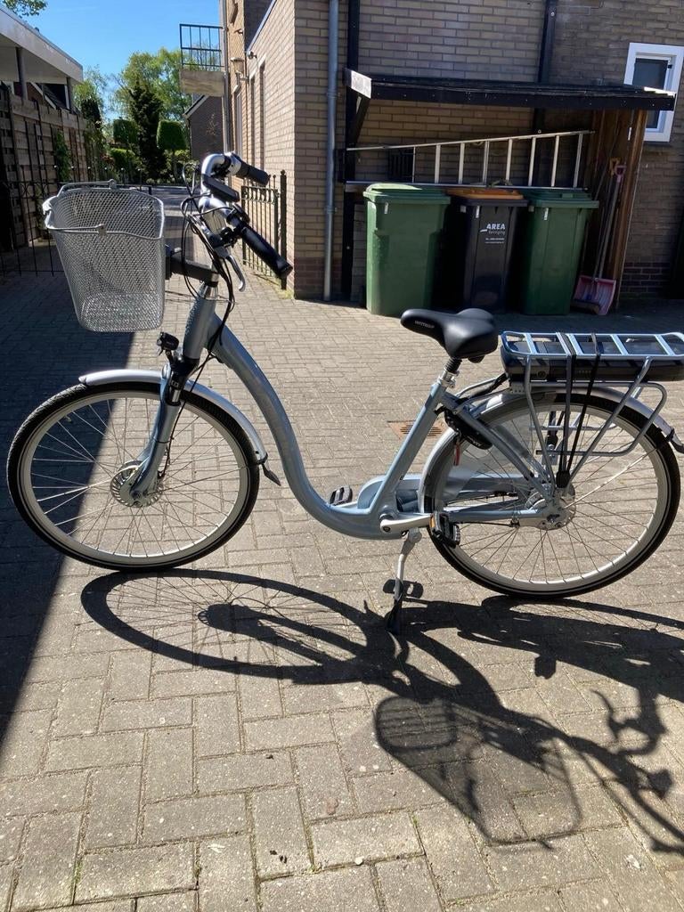 Vogue Comfort elektrische fiets, Fietsen en Brommers, Elektrische fietsen, Overige merken, Ophalen of Verzenden, Zo goed als nieuw