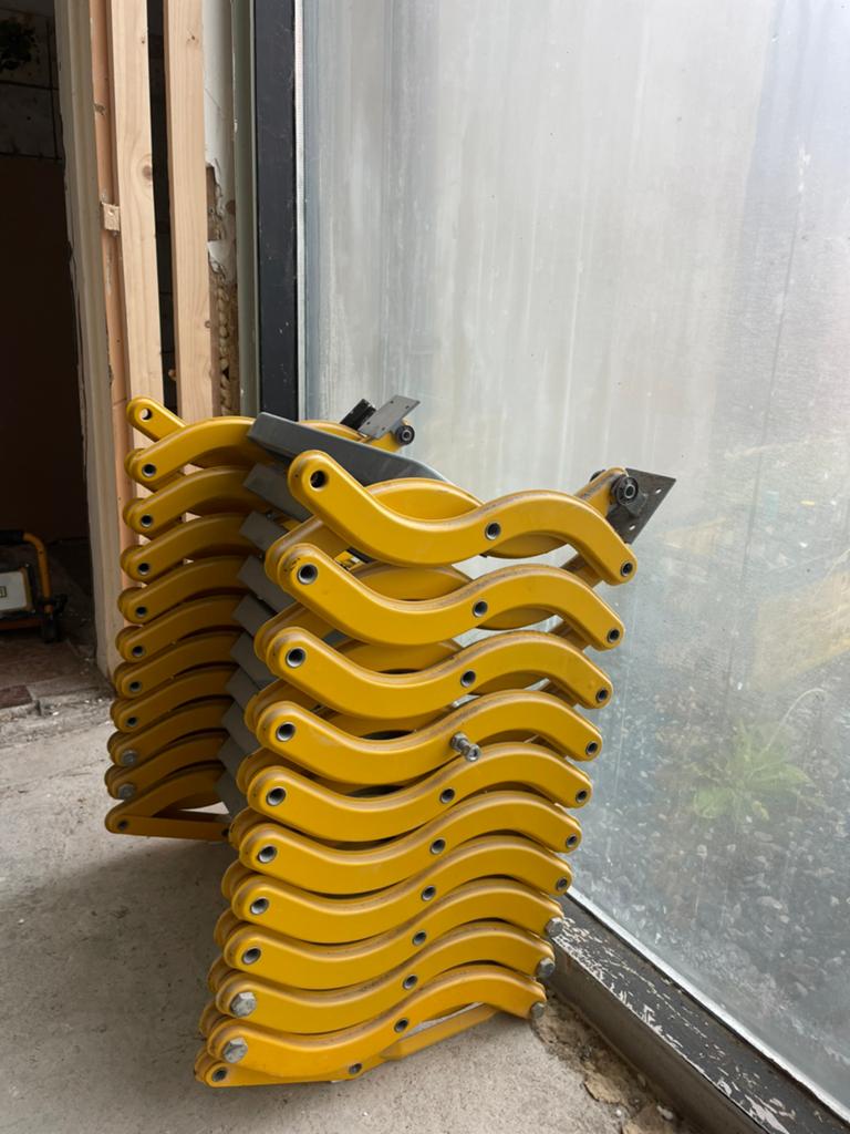 Zoldertrap in en uit klapbaar, Doe-het-zelf en Verbouw, Ladders en Trappen, Ophalen, Gebruikt, 2 tot 4 meter