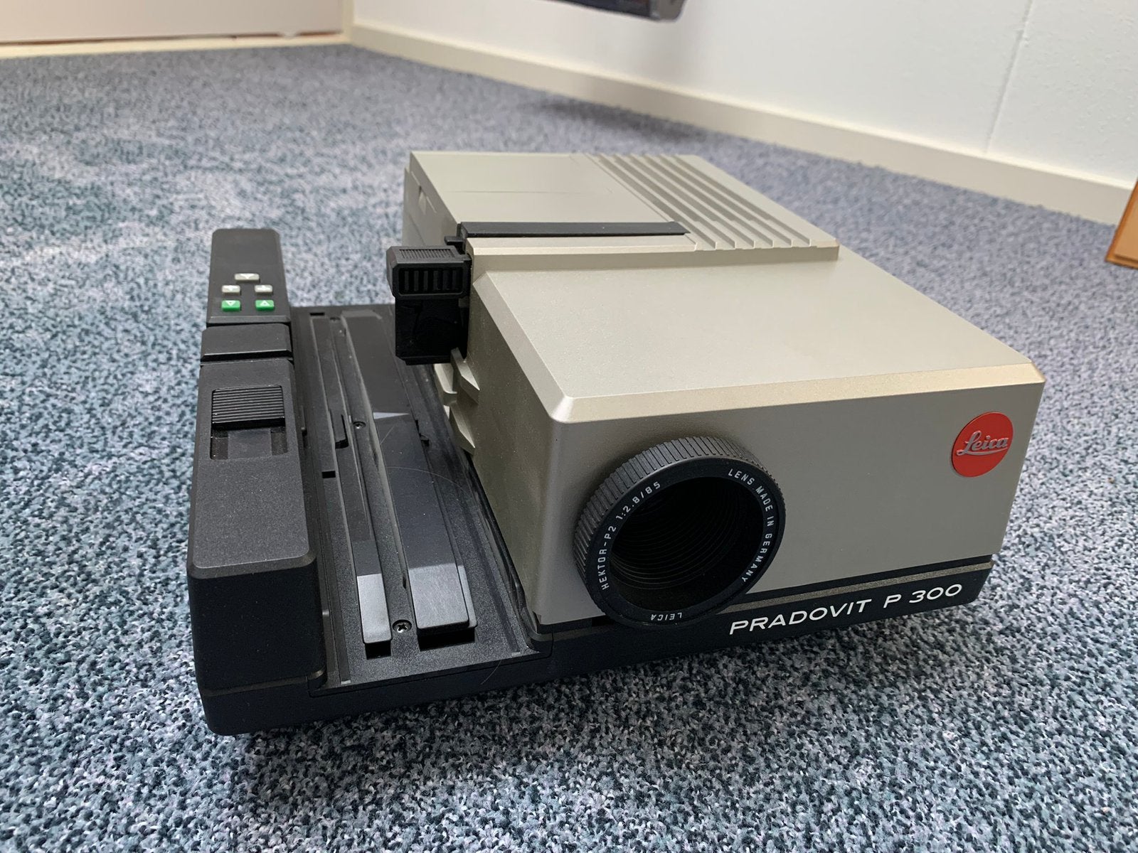 Leica diaprojector, Ophalen, Zo goed als nieuw