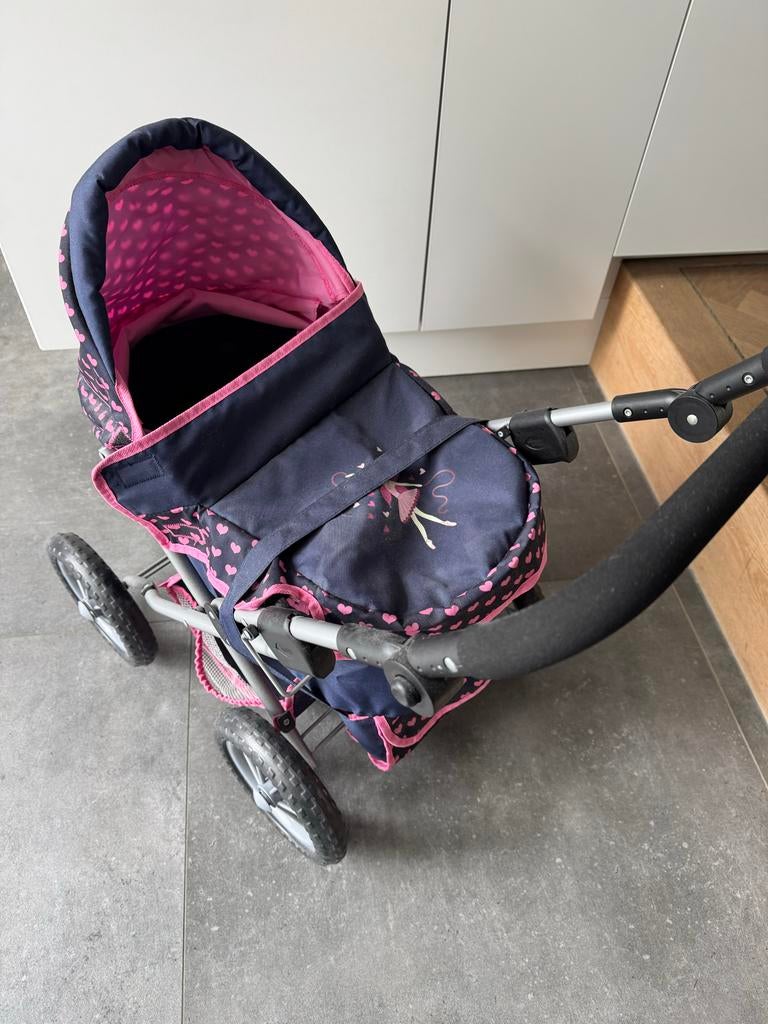 Leuke pop met kinderwagen - Zo goed als nieuw, Ophalen of Verzenden, Zo goed als nieuw, Babypop