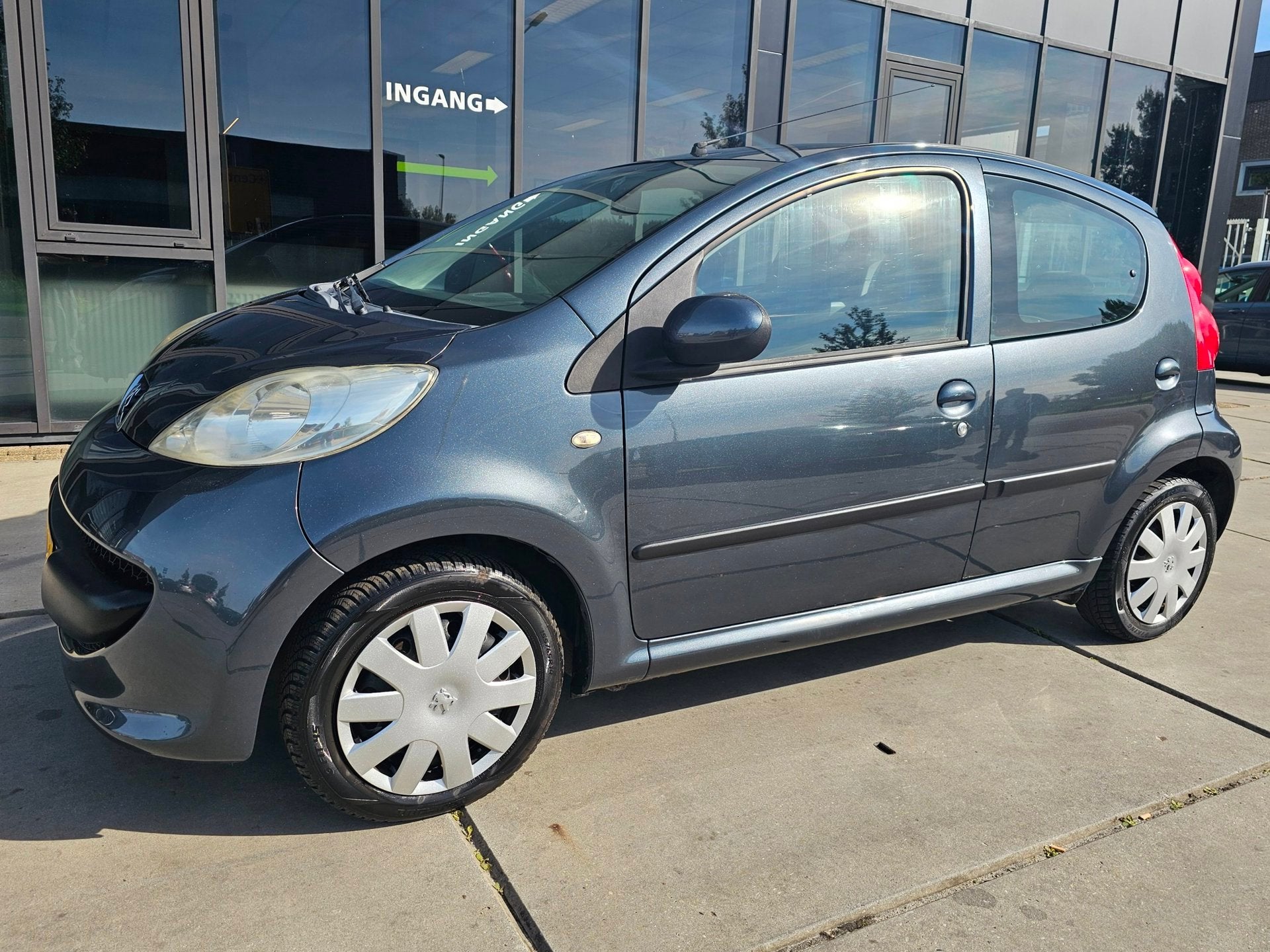 Peugeot 107 1.0-12V XS - Airco - Electr Ramen -, Auto's, Voorwielaandrijving, Stof, Gebruikt, Zwart