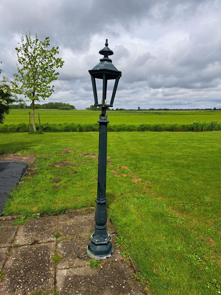 Gietijzeren tuin lantaarn ( opknapper ), Tuin en Terras, Buitenverlichting, Ophalen, Gebruikt, Staande lamp, Netvoeding