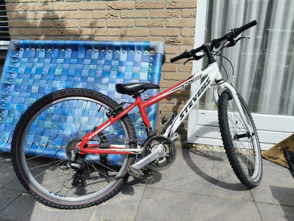 Stevens Mountainbike kinderfiets 24 inch - Wit/Rood, Fietsen en Brommers, Fietsen | Kinderfietsjes, Ophalen of Verzenden, Gebruikt