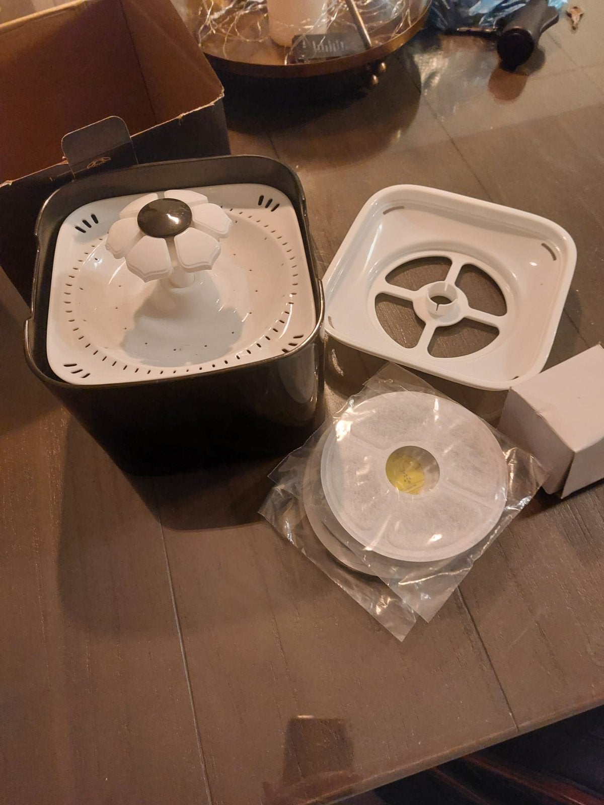 Drinkfontein voor katten, Ophalen, Zo goed als nieuw