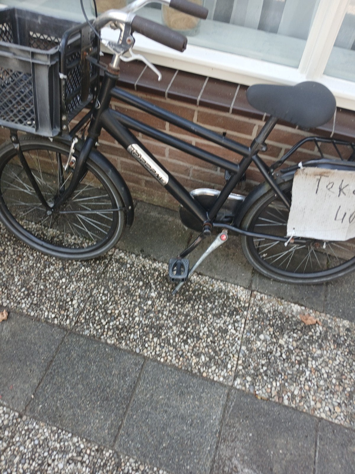 Zwarte kinder fiets met mandje - Te koop voor 40 euro, Fietsen en Brommers, Fietsen | Kinderfietsjes, Gebruikt, Ophalen, Overige merken