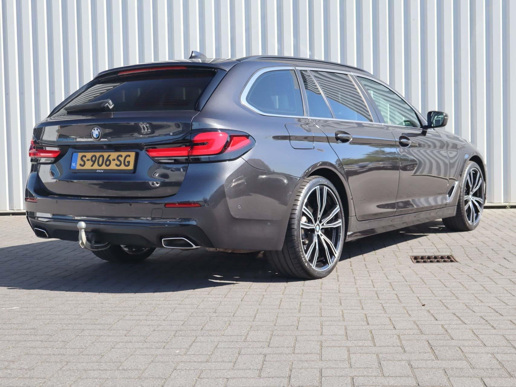 BMW 5-serie Touring 520i 184pk AUT Business Edition Plus | T, Automaat, Gebruikt, 4 cilinders, Automatische klimaatregeling