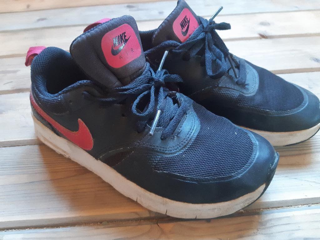 Nike air maat 34, Gebruikt, Ophalen of Verzenden, Nike air, Jongen of Meisje