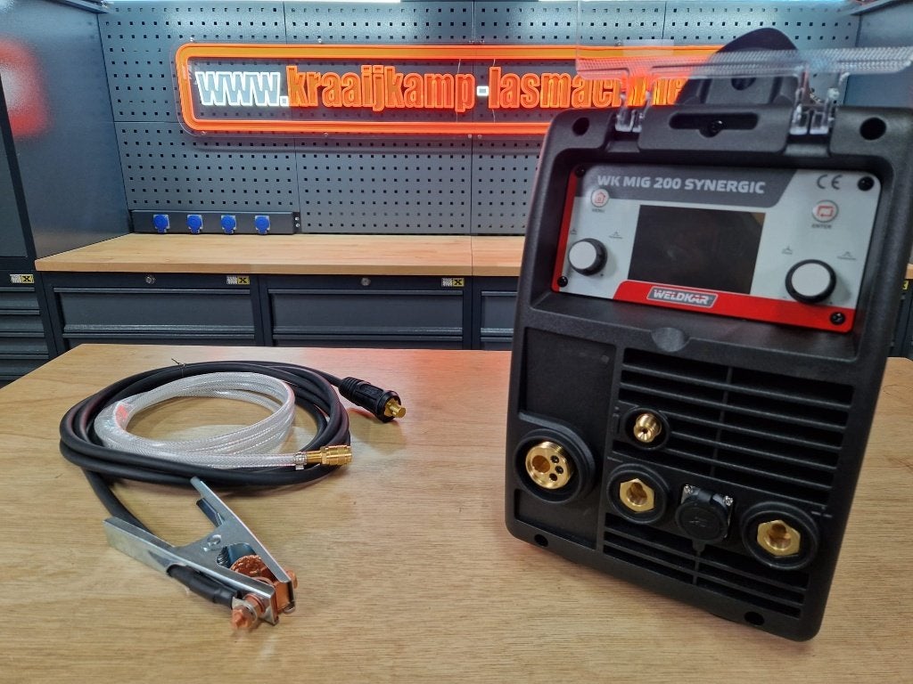 Weldkar inverter MIG 200A Synergic - 230 Volt, Ophalen of Verzenden, Nieuw, 150 tot 250 ampère, Inverter