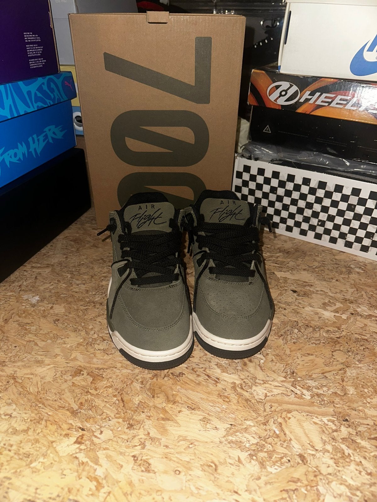 Nieuwe Jordan Flight 89 High Cargo Khaki - Maat EU 38,5, Kleding | Dames, Schoenen, Verzenden, Nieuw, Groen, Sneakers of Gympen