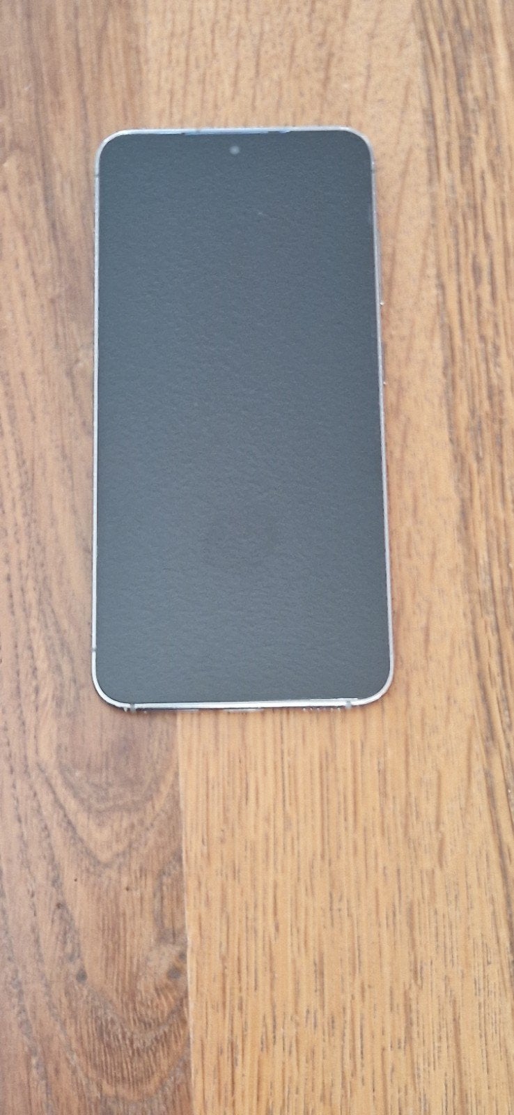 Samsung Galaxy S23 krasjes op scherm, werkt perfect met hoes