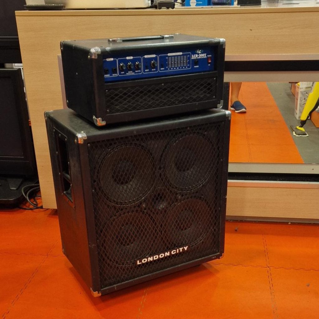 London City LCB-300T Basversterker + LCB-410C Cabinet, Flex Ltd., Gebruikt, https://flex.com/contact-us, Nobelstraat 10, 5807 GA Oostrum LB, Limburg, Nederland