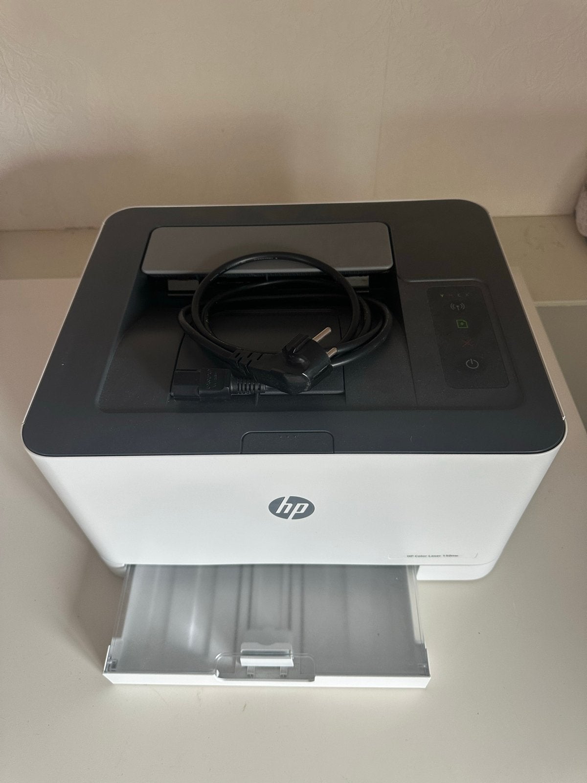 HP Color Laser 150nw met een bijzondere eigenschap, Computers en Software, Printers, Ophalen, Gebruikt, Printer, Kleur printen