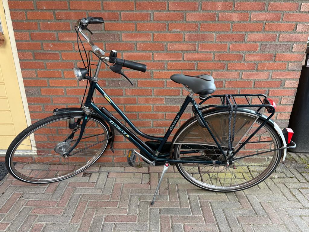 Gazelle damesfiets, donkergroen, 3 versnellingen, Fietsen en Brommers, Fietsen | Dames | Damesfietsen, Ophalen, Velgrem, Versnellingen