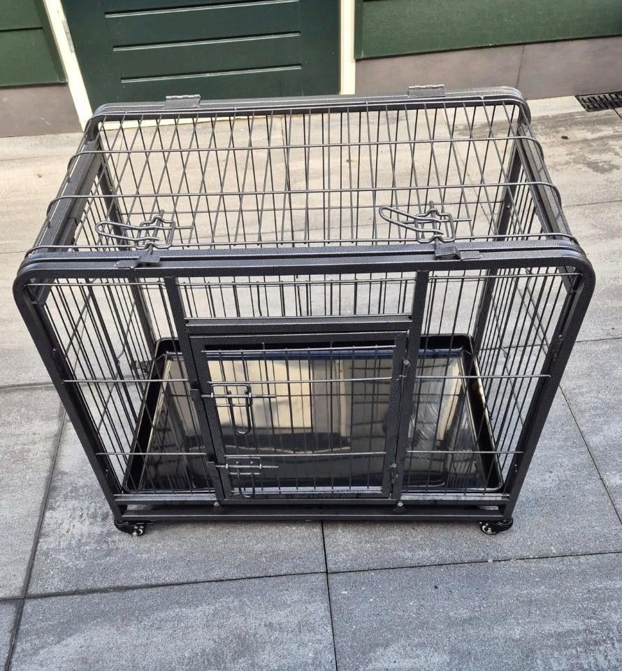 Bench., Dieren en Toebehoren, Ophalen, Zo goed als nieuw, Kooi, Minder dan 60 cm