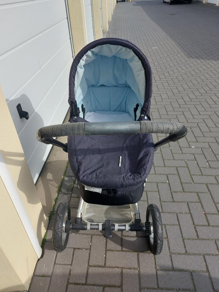 Combi kinderwagen, Kinderen en Baby's, Kinderwagens en Combinaties, Gebruikt, Combiwagen, Mutsy, Duowagen, Met reiswieg, Verstelbare duwstang