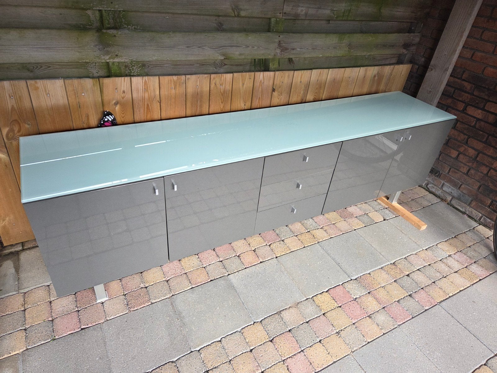 Modern dressoir met glazen blad en lades, Ophalen, Gebruikt, 200 cm of meer, Modern