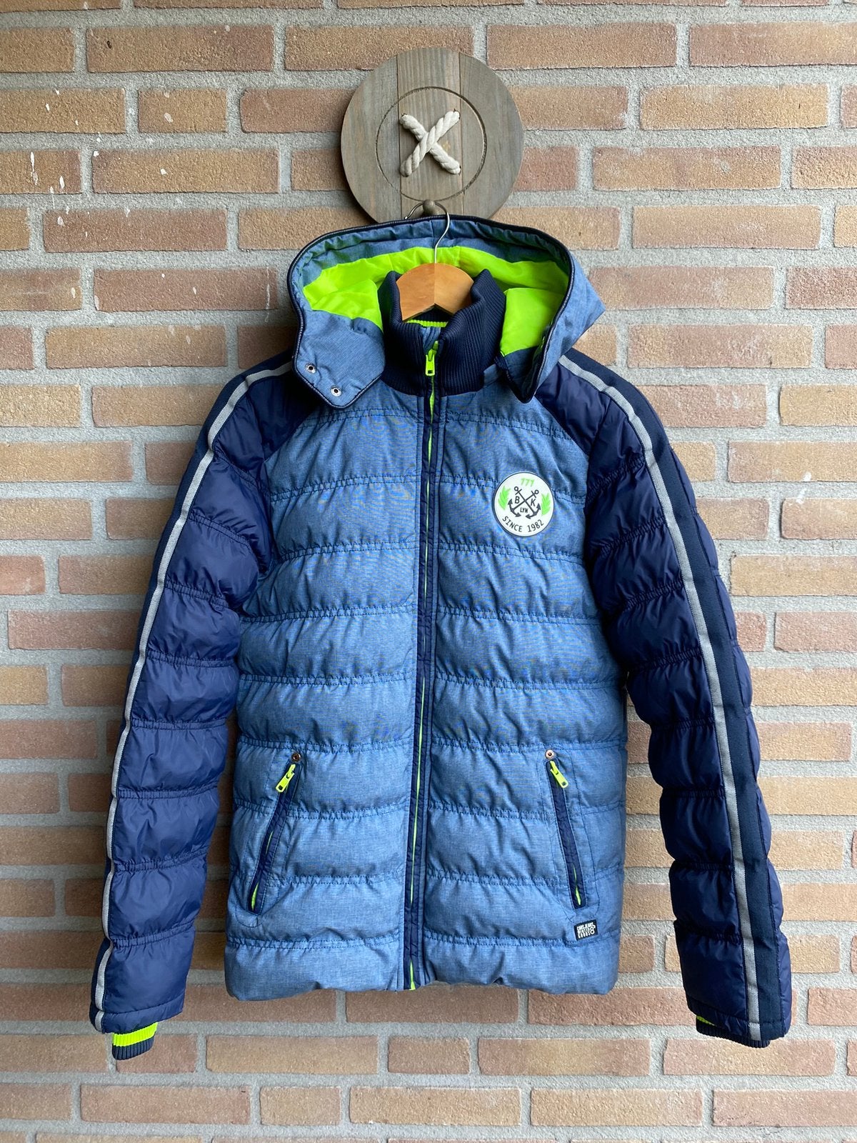 Cars jas, Ophalen of Verzenden, Zo goed als nieuw, Jongen, Jas