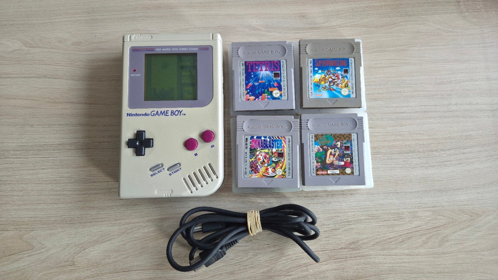 Gameboy Classic met 4 spellen en linkkabel, Spelcomputers en Games, Spelcomputers | Nintendo Game Boy, Ophalen of Verzenden, Zo goed als nieuw