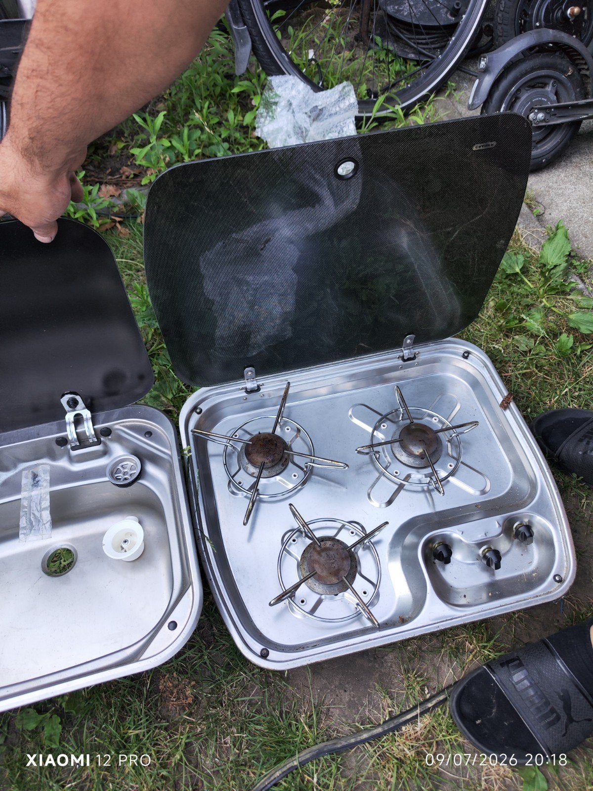 Camper kookplaat en wasbak., Ophalen