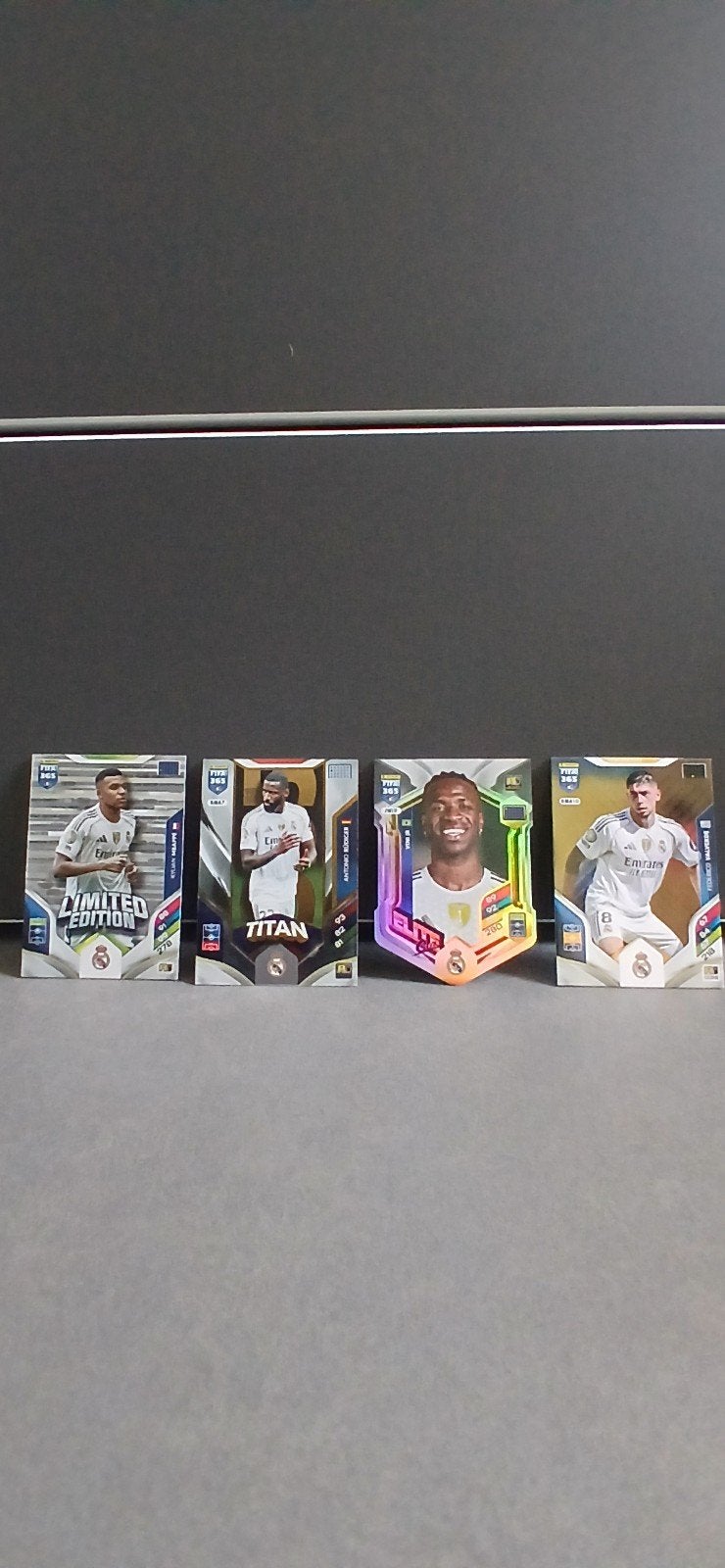 Panini FIFA 365 Adrenalyn XL Real Madrid kaarten, Verzenden, Zo goed als nieuw, Buitenlandse clubs, Spelerskaart