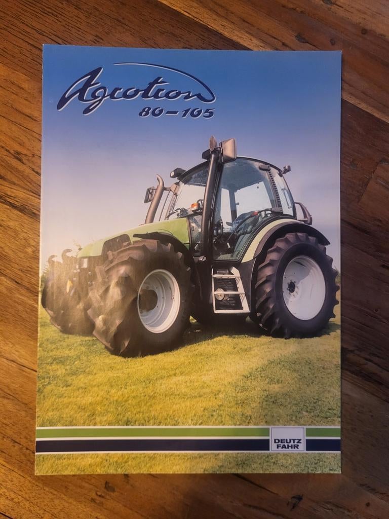 tractor folder Deutz-Fahr Agrotron 80-105, Ophalen of Verzenden, Zo goed als nieuw