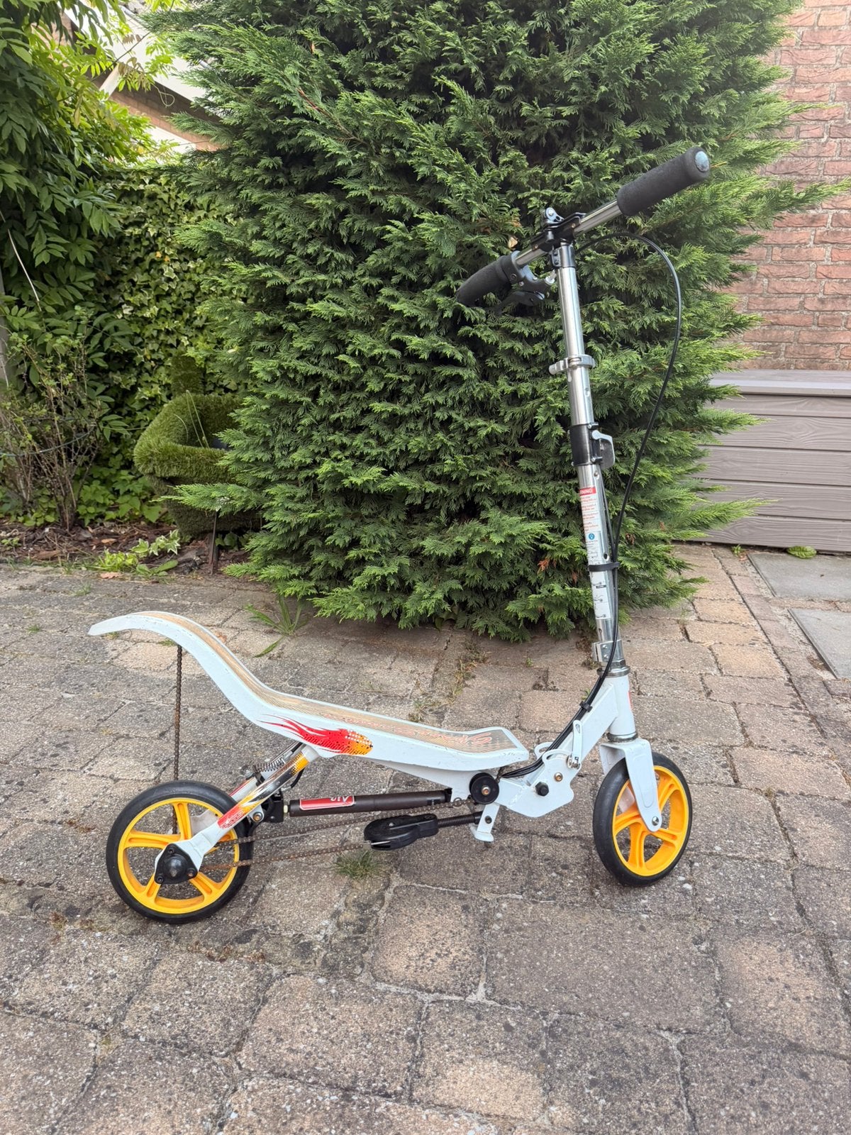 Space Scooter – inklapbare step met aandrijving – wit/oranje, Ophalen, Zo goed als nieuw, Gewone step