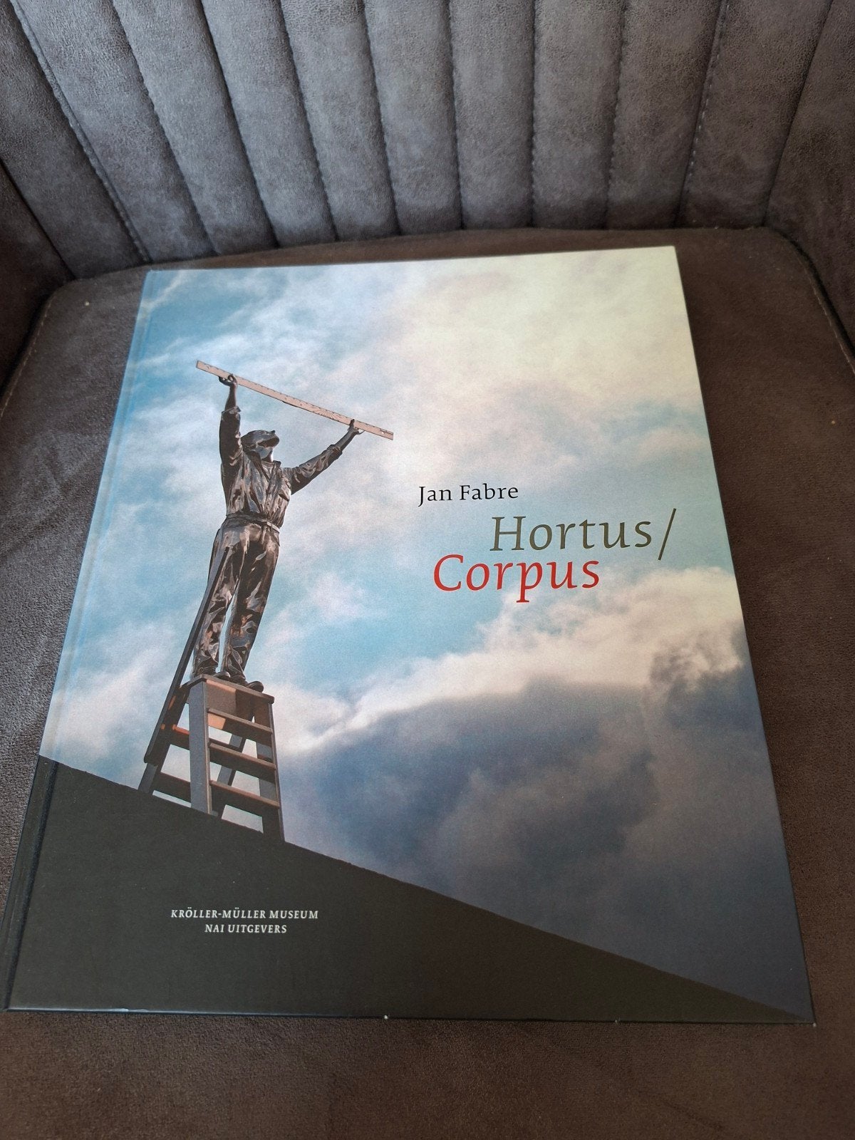 Jan Fabre: Hortus/Corpus - Kunstboek Kroller-Muller, Ophalen of Verzenden, Zo goed als nieuw, Beeldhouwkunst, Jan Fabre