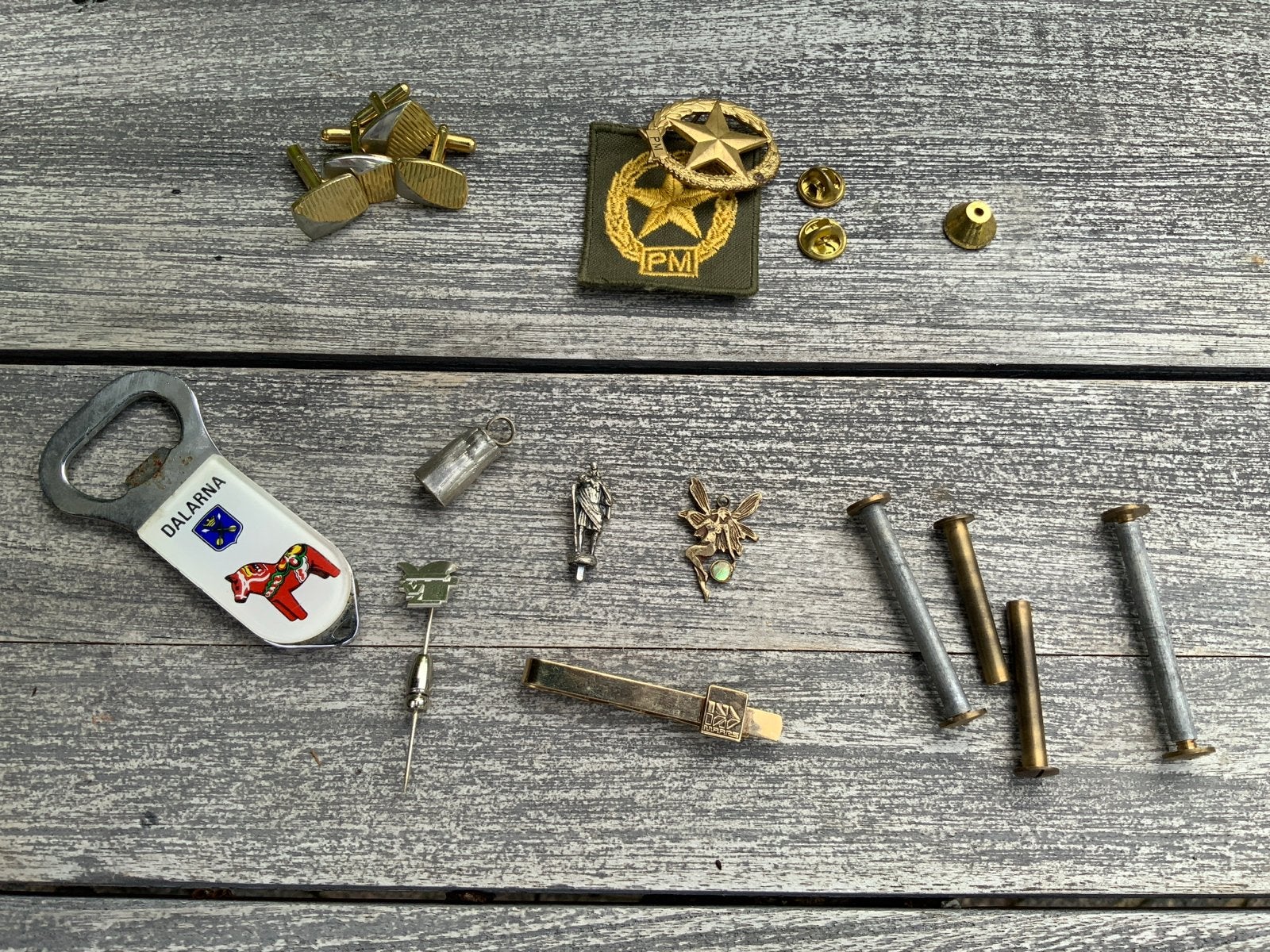 Diverse verzameling van vintage accessoires en insigne, Ophalen of Verzenden