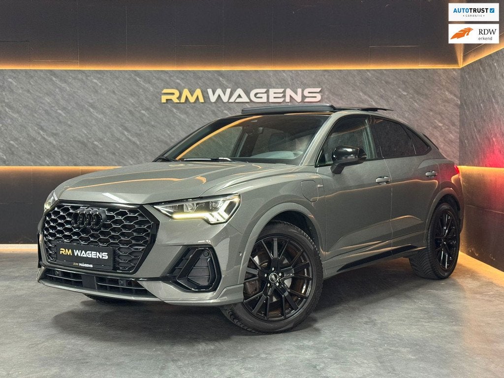Audi Q3 Sportback 45 TFSI e S Edition |PANO|CAM|CARPLAY|KEYL, Gebruikt, Euro 6, 150 pk, Leder en Stof