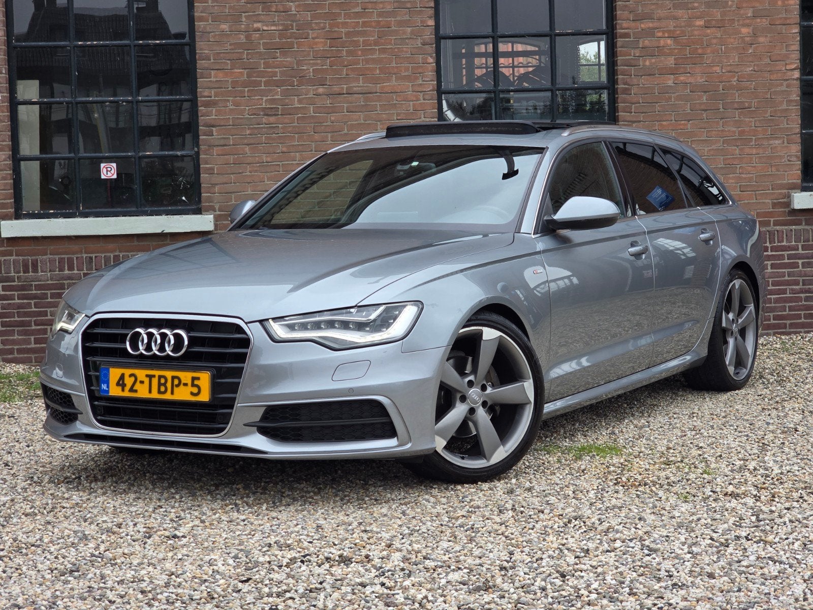 Audi A6 3x S-Line 2.0 Tfsi 132KW Avant Matrix/Pano /Bose, Auto's, 15 km/l, Lane Keeping Assist, 4 cilinders, 1984 cc