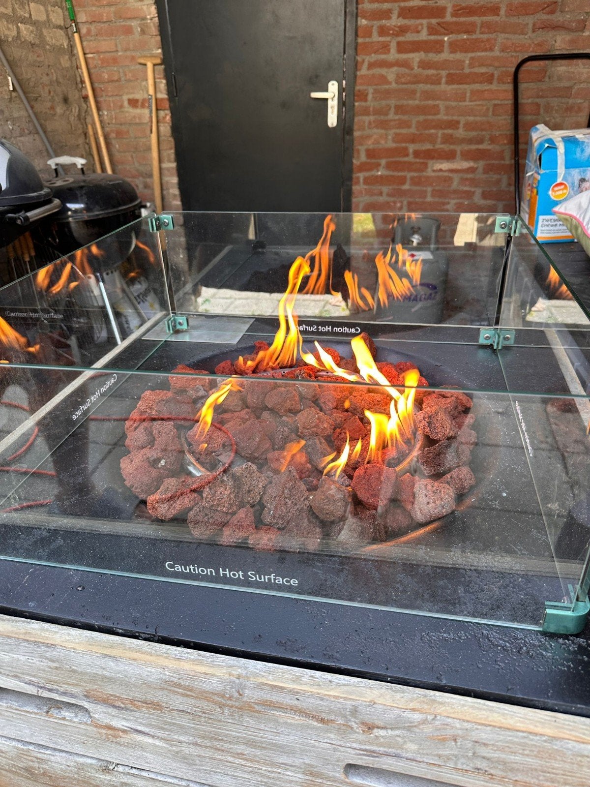 vuurtafel terrashaard 76x76 op gas goede staat, Tuin en Terras, Ophalen, Zo goed als nieuw